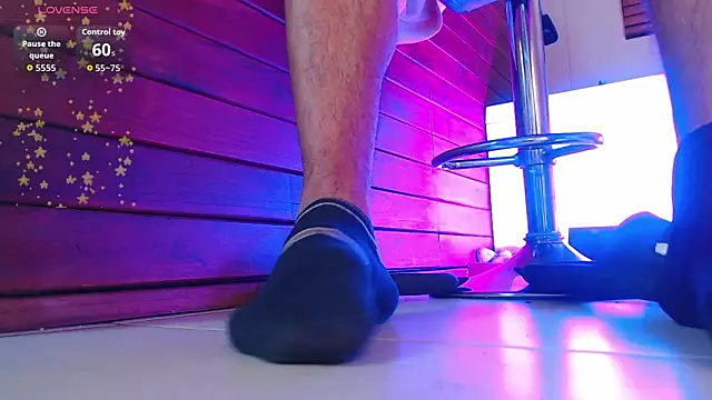 drakeneumann - DrakeNeumann's free webcam