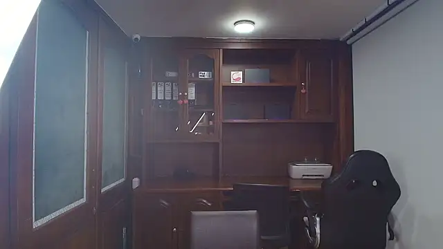 VictoriaHenao webcam