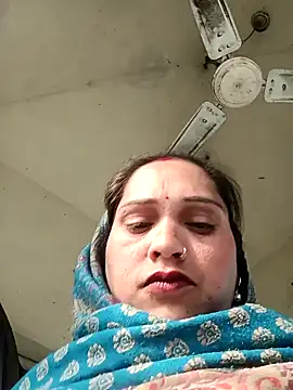 Cute-karisma1234 webcam