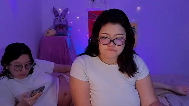 gaby_danna - Gaby_Danna's free webcam - UK Sex Cams