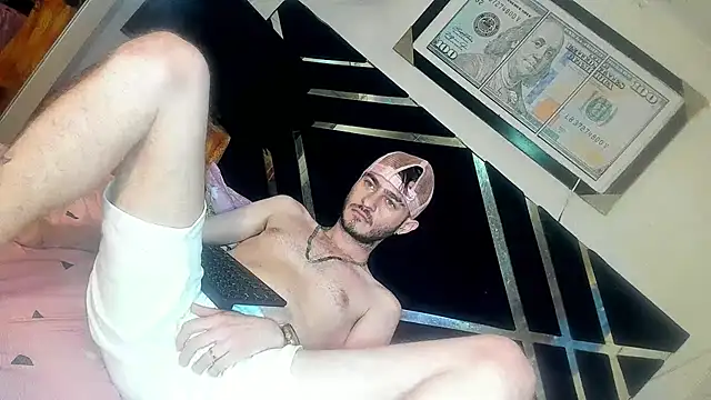 bigcockwhite777 - Bigcockwhite777's free webcam - UK Sex Cams