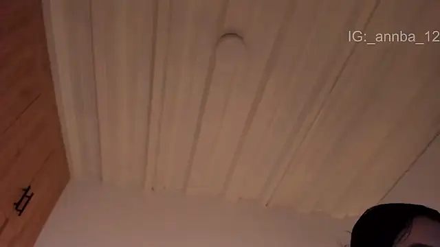 annie_barozzi webcam