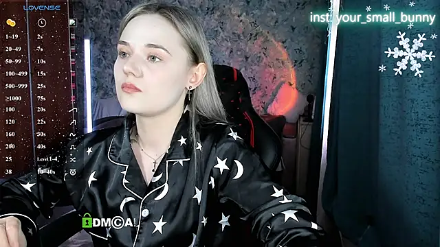 Your_small_bunny webcam