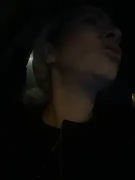 viktoria_davis_ webcam