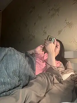 Naughtbaby_2025 webcam