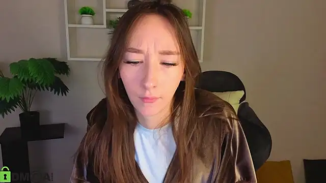 Miche1le_Allenne webcam