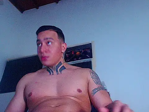 cristopher_22cm webcam