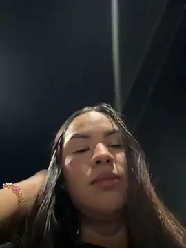 amber_white15 webcam