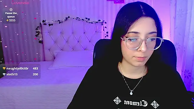 emmalove_doll webcam