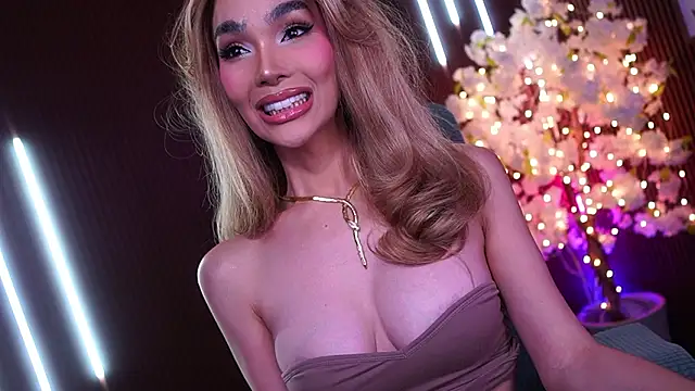 xxforyoureyesonlyxx webcam