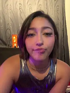 LilithMonette webcam