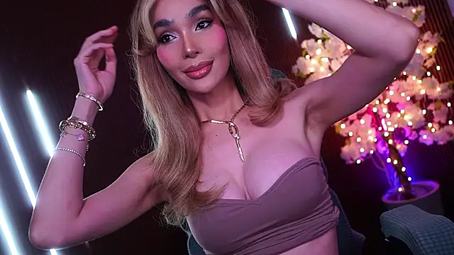 xxforyoureyesonlyxx webcam