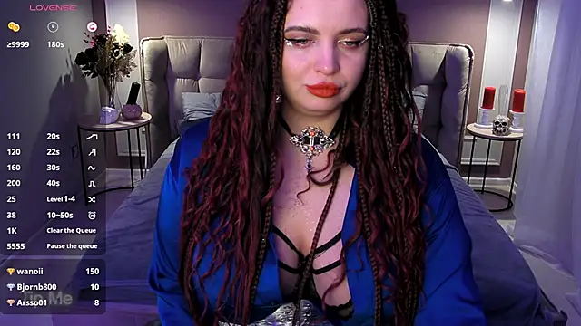 Miss_Maya_Mils webcam