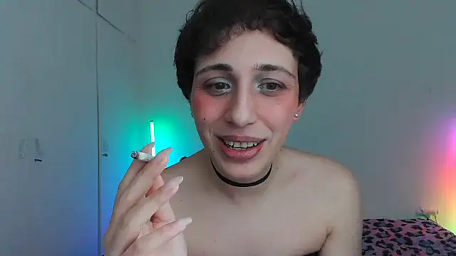 HoneyValentine webcam