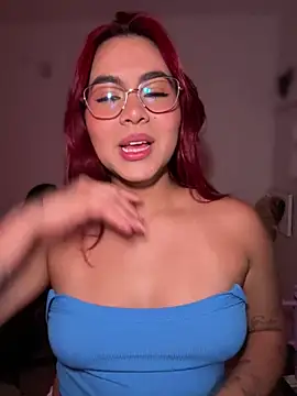 Zarahs_Blare1 webcam