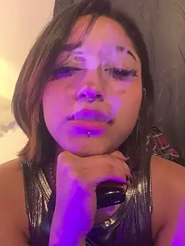 LilithMonette webcam