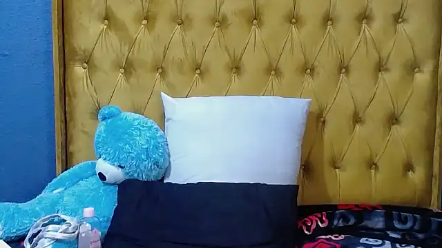 xxxMysterious_Miss webcam