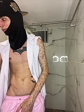 TheBatMansion webcam