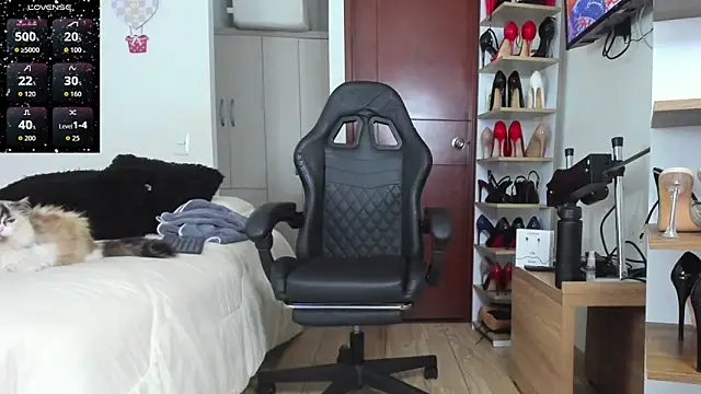 SophieBaker__ webcam