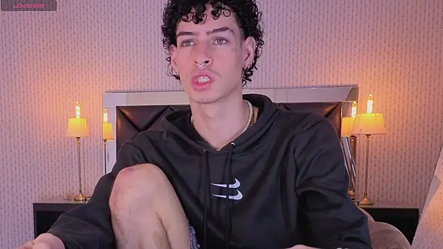 nova_salvatore webcam