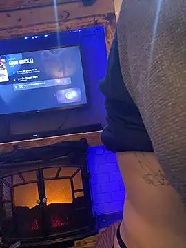 Twist_N_Tease webcam