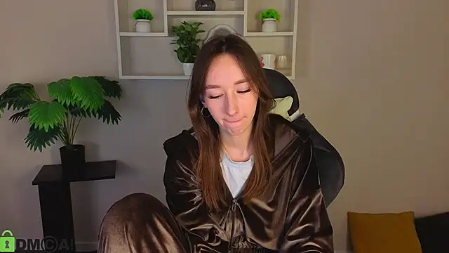 Miche1le_Allenne webcam