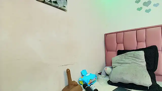 victoria_aphril webcam