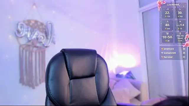 Ginni_charlotte webcam