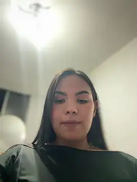 amber_white15 webcam