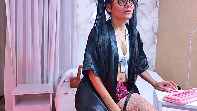 QueenSallyDesire webcam