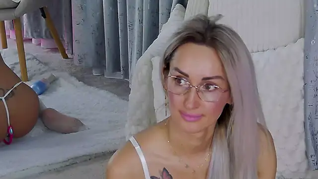 IsabelleEthan webcam