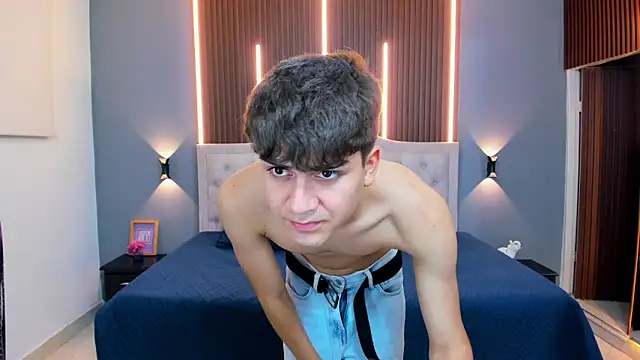Tommy18__ webcam
