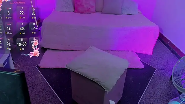 ScarlettDreamss7 webcam