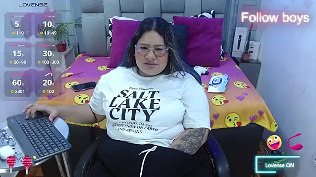 evelin_zaens - Evelin_zaens's free webcam - UK Sex Cams