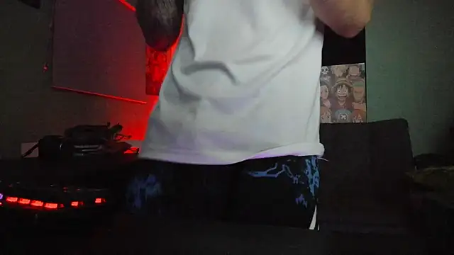 Dominatofstupid webcam