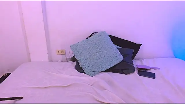 Emily_Williams12 webcam