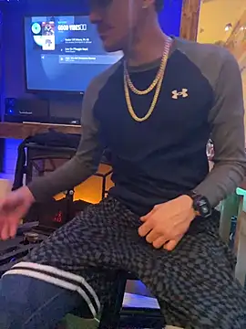 Twist_N_Tease webcam