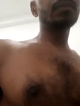 Daddyishere_19 webcam