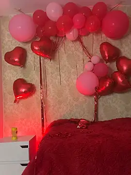 Webcam Model (MorenaLush_Eup)  is live.Free join now!