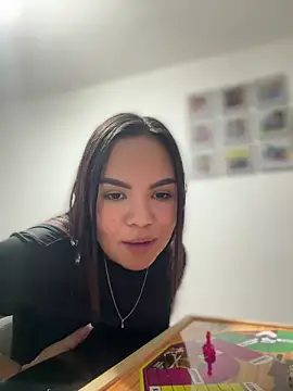 amber_white15 webcam