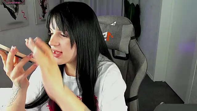 Lilith_Wholsh webcam