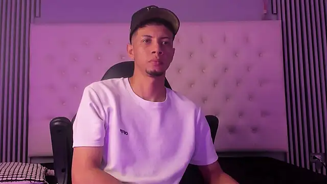 jordan_crew - Jordan_Crew's free webcam