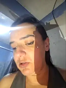 bebel42 - Bebel42's free webcam