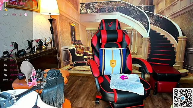 nina_devillle - Nina_Devillle's free webcam - UK Sex Cams