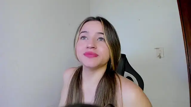 sophie_spencer1 - Sophie_spencer1's free webcam