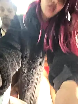 Nikki_and_Mayk webcam