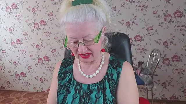 Maya_Mayflower webcam