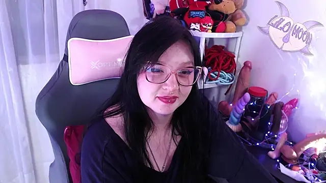 LiloMoon69 webcam