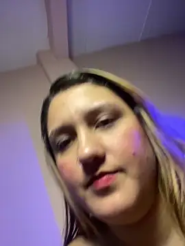 saray_gomez22 webcam