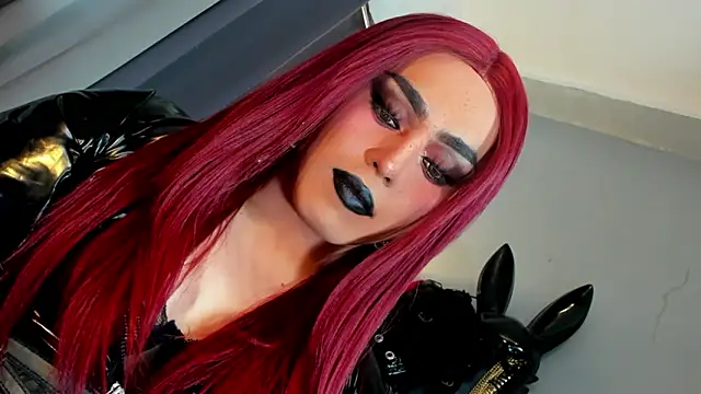 DominaAurumXXX webcam